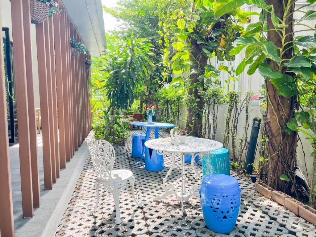 Bb House Mini Suite Hotel Bangkok Esterno foto